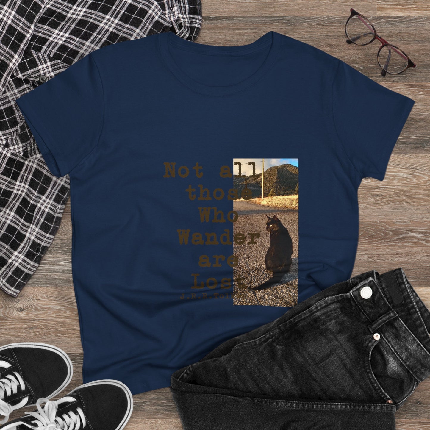 Wandering Kitty Women's Midweight Cotton Tee