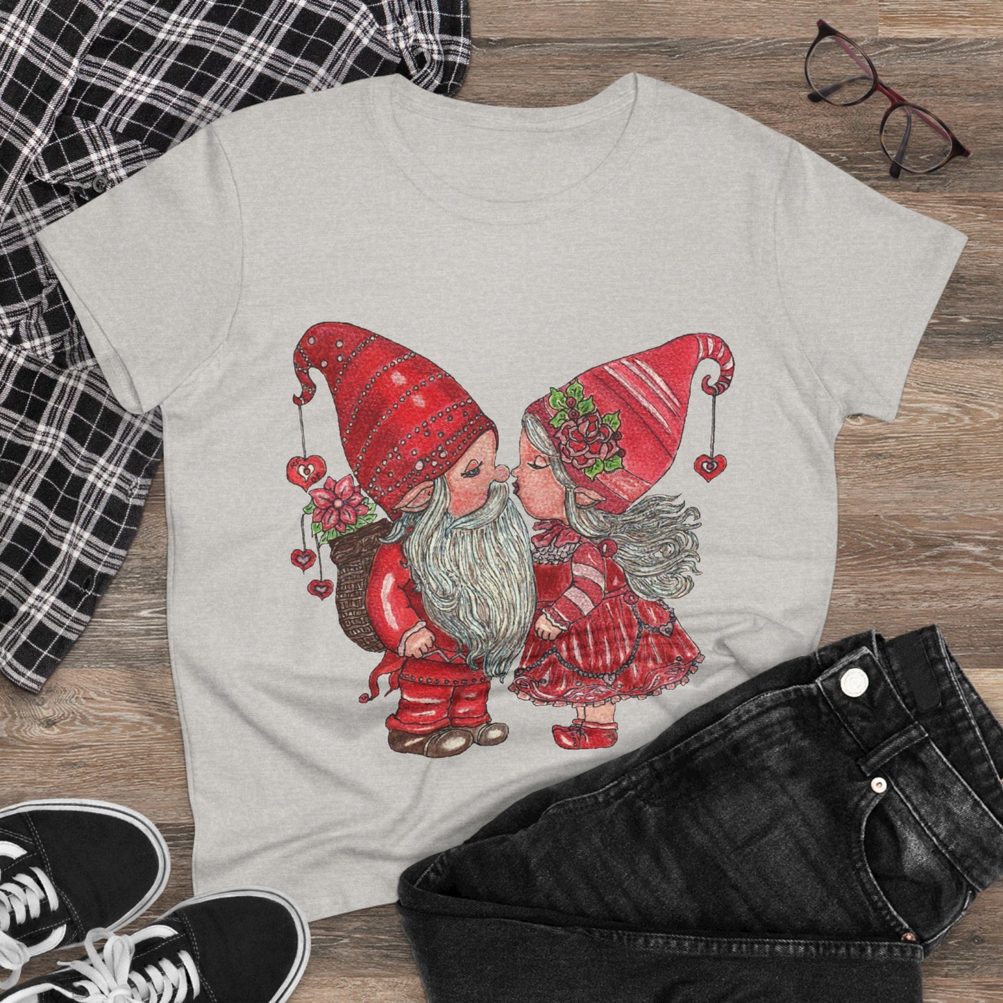 Gnome Lovers Women's Midweight Cotton Tee